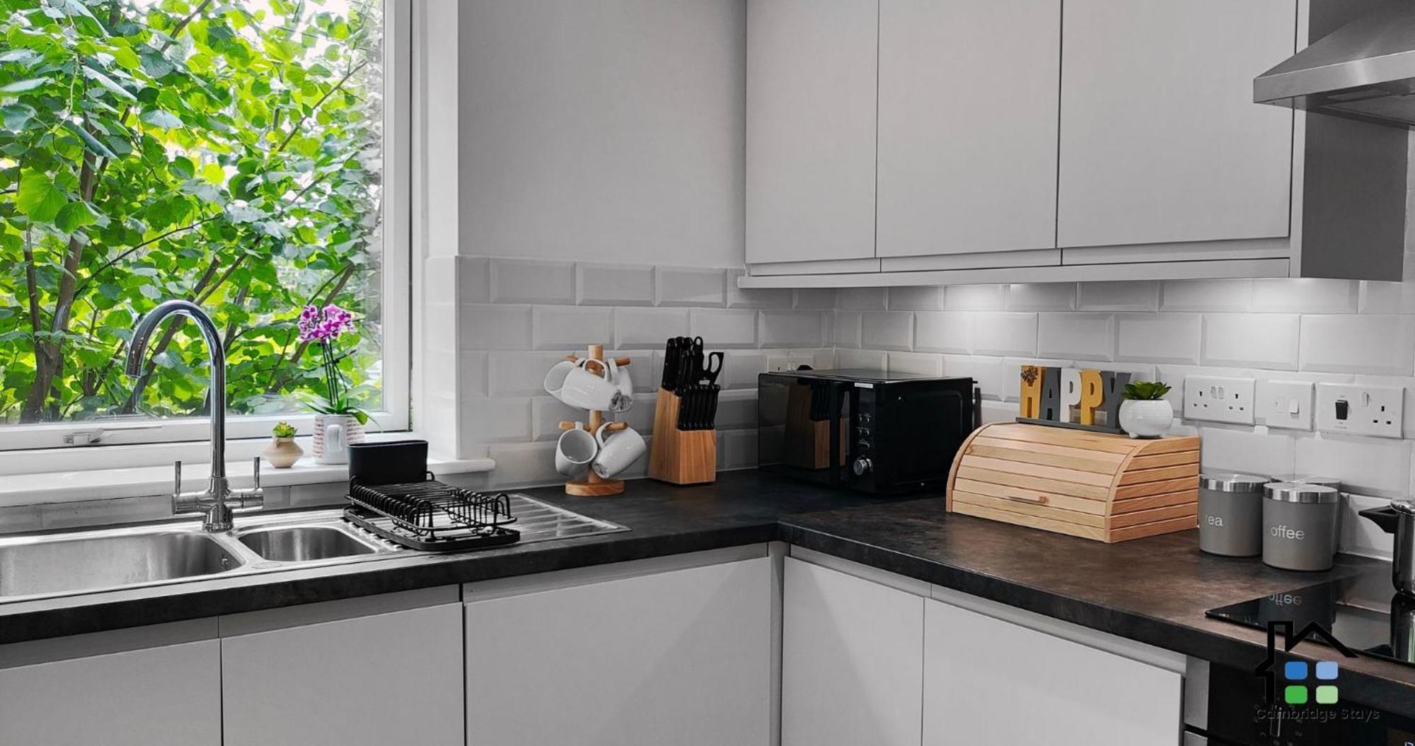 Cambridge Stays Riverside Apart Hotel With 2Br Flats At The City Centre-Parking-Balcony Экстерьер фото