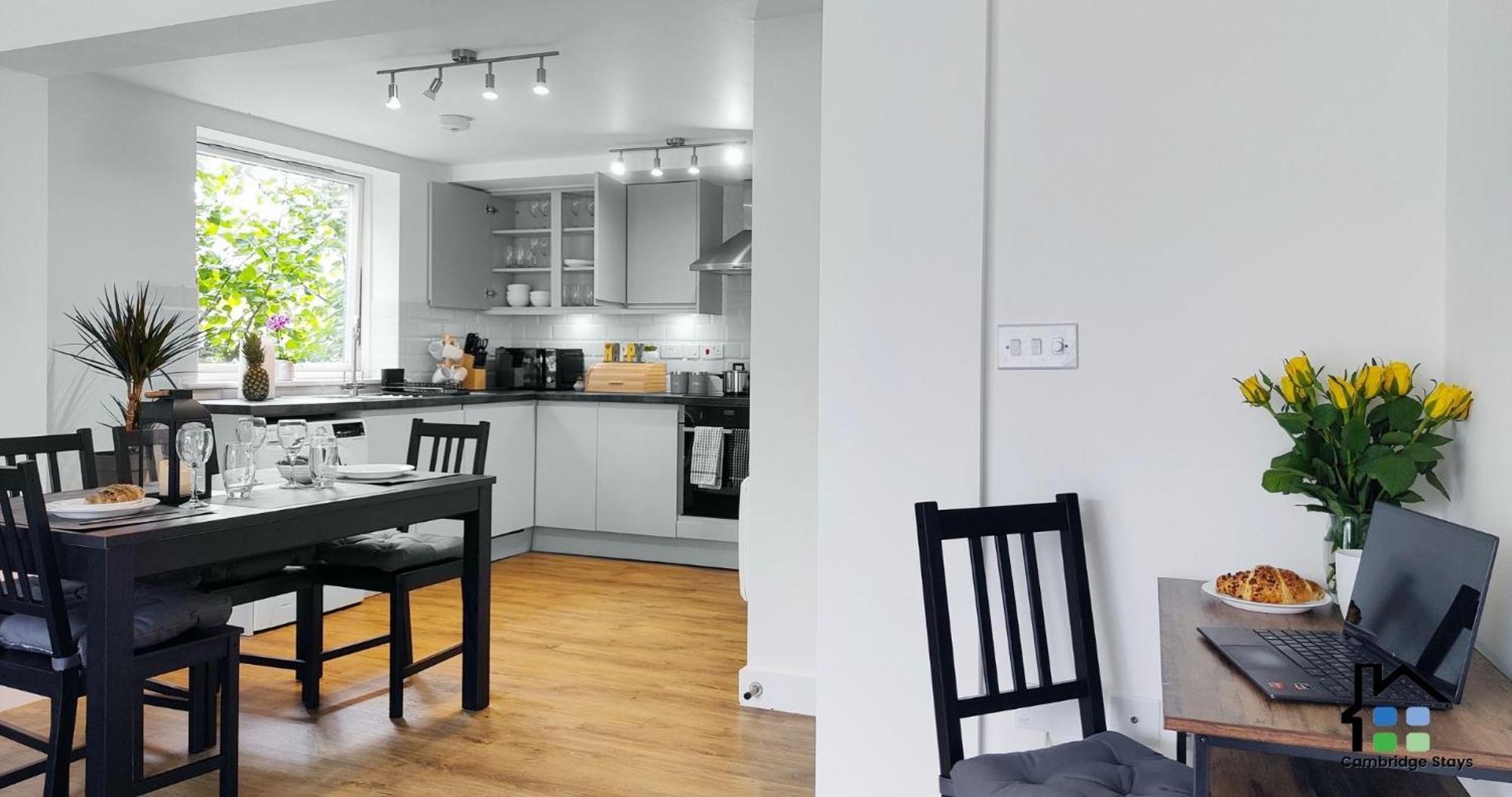 Cambridge Stays Riverside Apart Hotel With 2Br Flats At The City Centre-Parking-Balcony Экстерьер фото