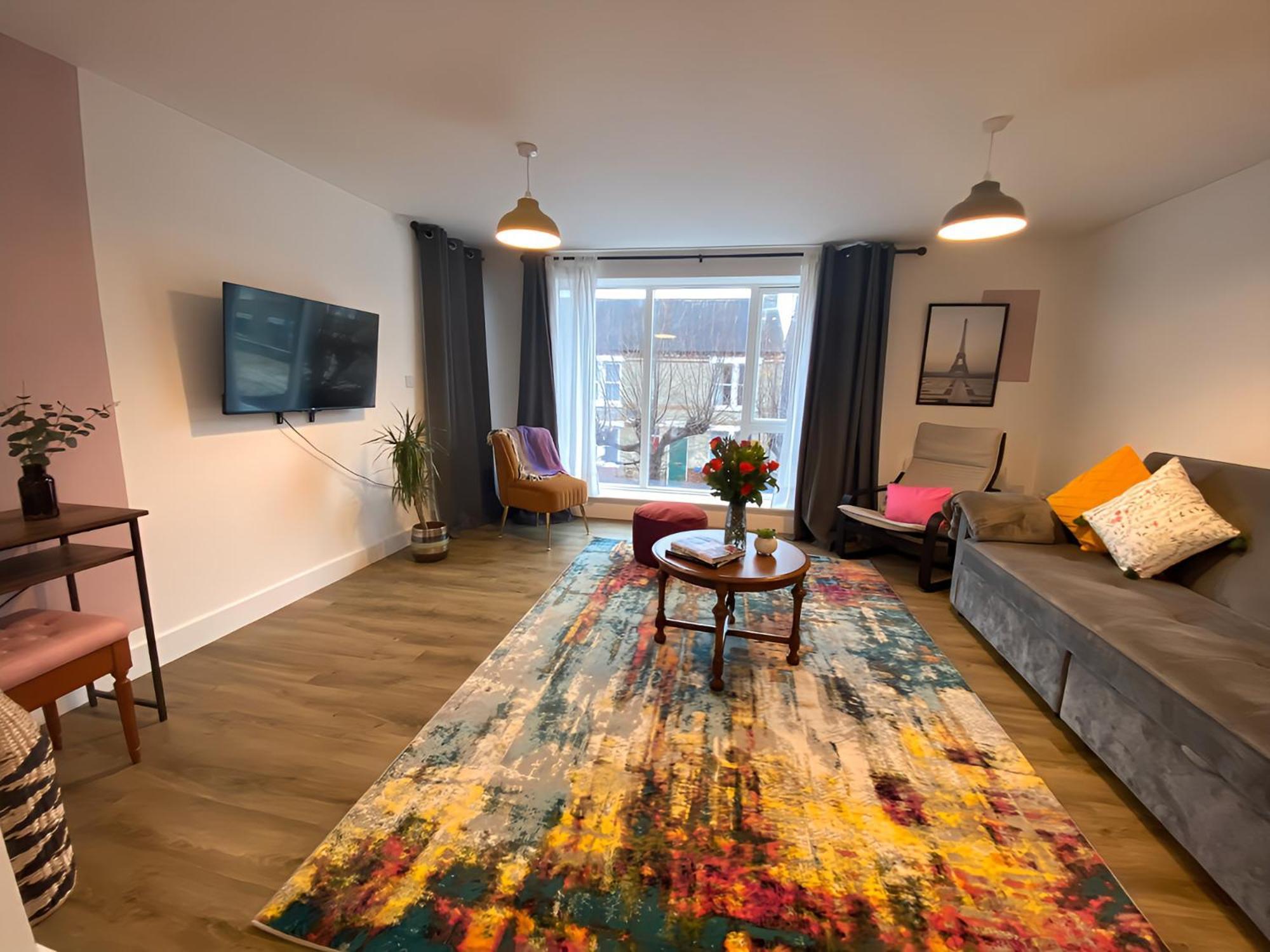 Cambridge Stays Riverside Apart Hotel With 2Br Flats At The City Centre-Parking-Balcony Экстерьер фото