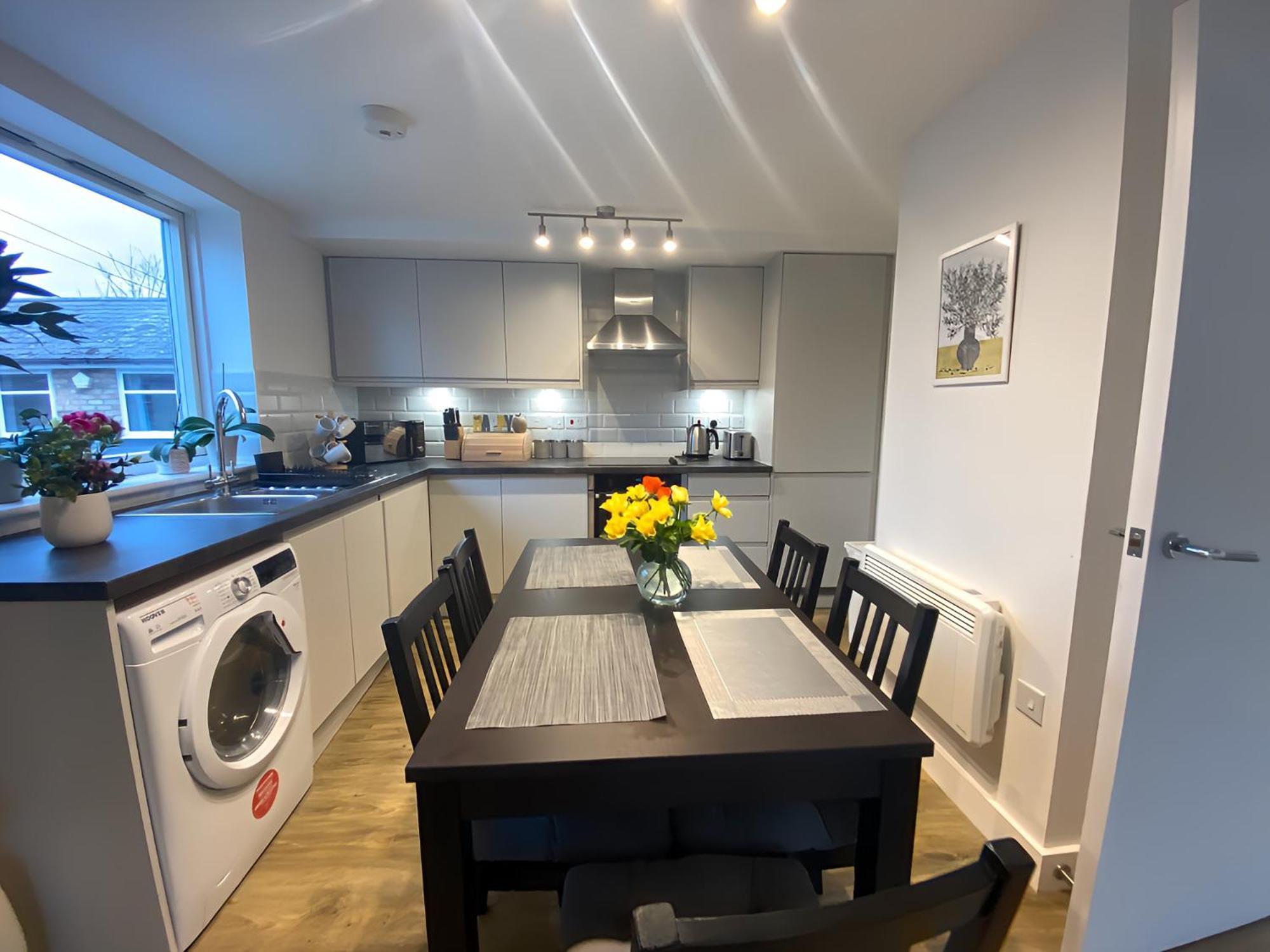 Cambridge Stays Riverside Apart Hotel With 2Br Flats At The City Centre-Parking-Balcony Экстерьер фото