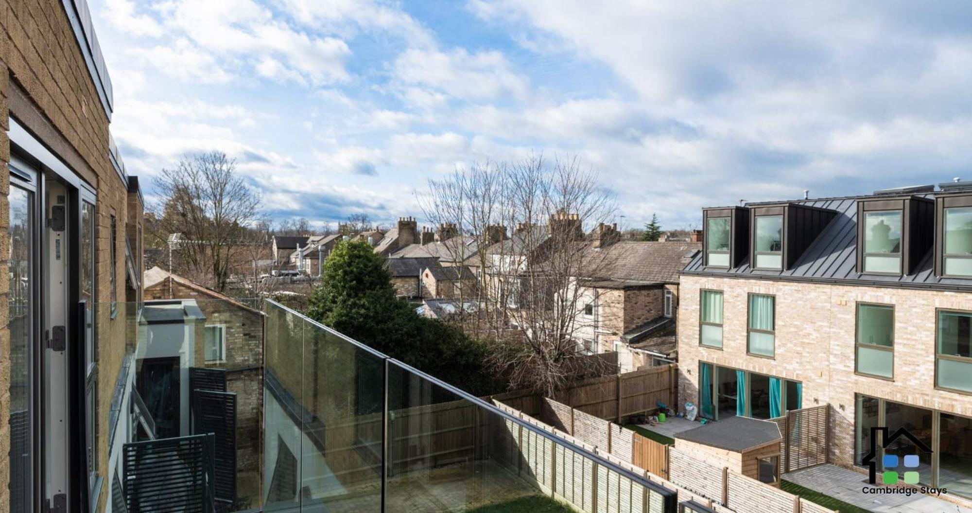 Cambridge Stays Riverside Apart Hotel With 2Br Flats At The City Centre-Parking-Balcony Экстерьер фото